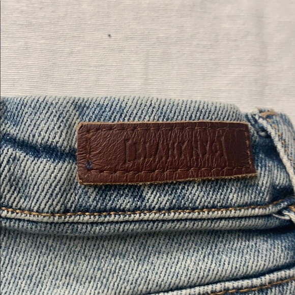 BlankNyc jeans shorts - Picture 4 of 4